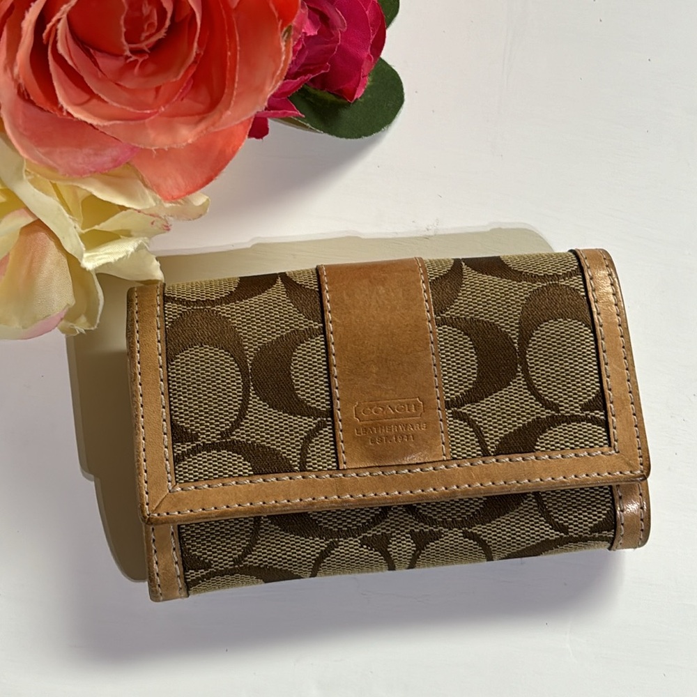 Coach Signature Wallet Tan Coach Wallet Folded Snap Coach Classic Wallet - Picture 4 of 16